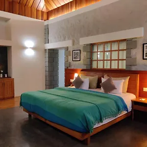 Hotel Spicetree Rajakumari 